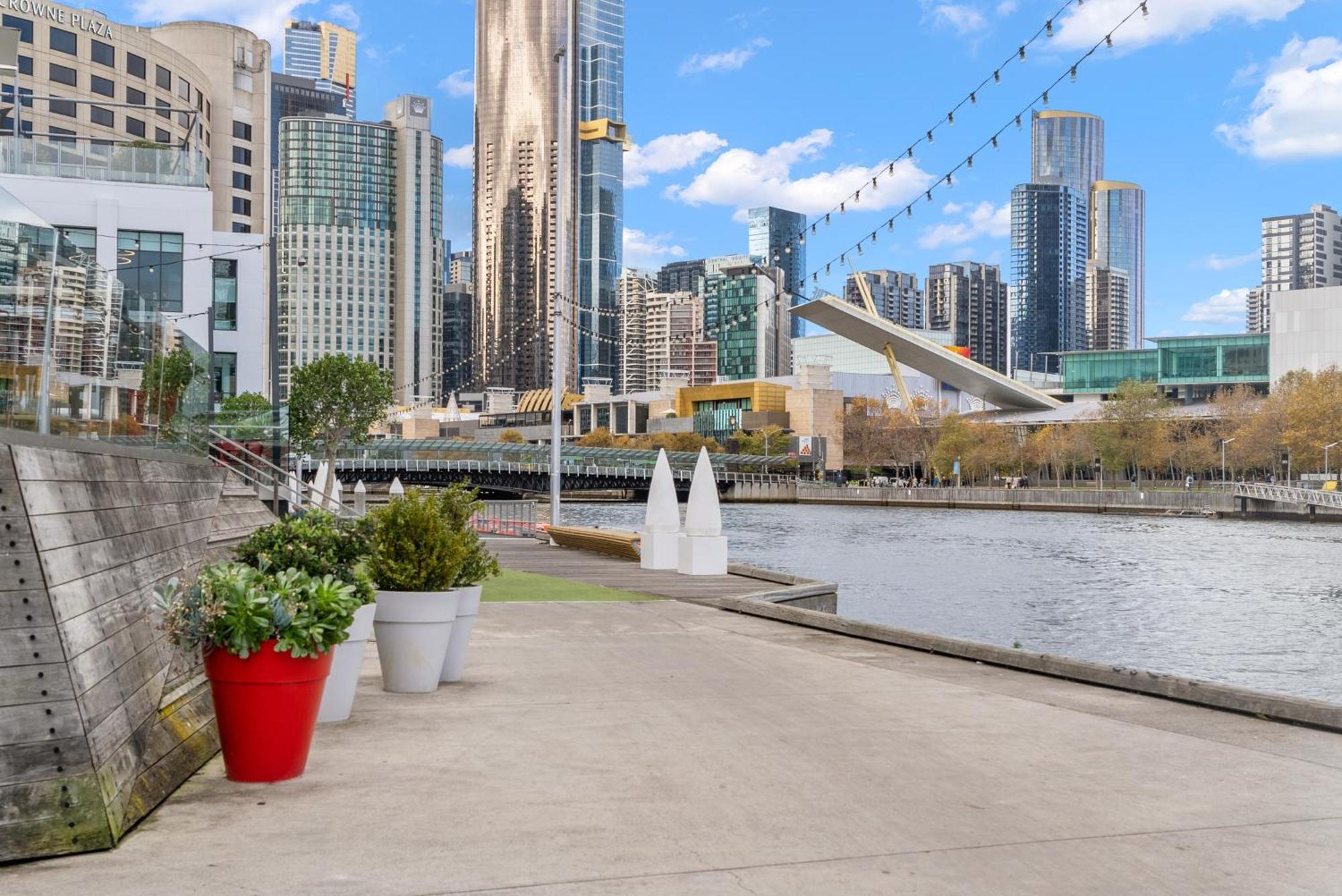 מלבורן Resort Style Living Yarra Wharf מראה חיצוני תמונה